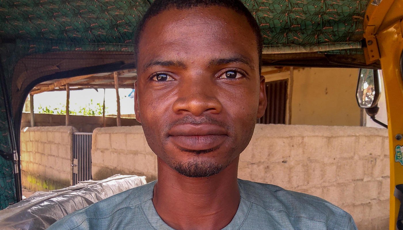Rabiu nunca supo el impacto de no tener una tarjeta de identificación hasta que se vio obligado a huir. Foto: Kwapaya Adamu/NRC Nigeria